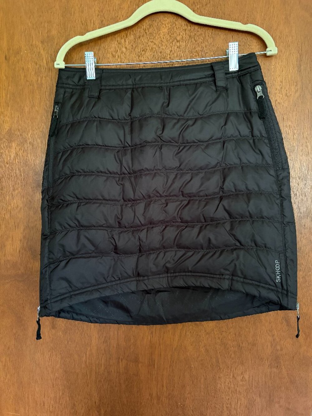 Skhoop Sweden Women’s Black Down Quilted Skirt – Size M
